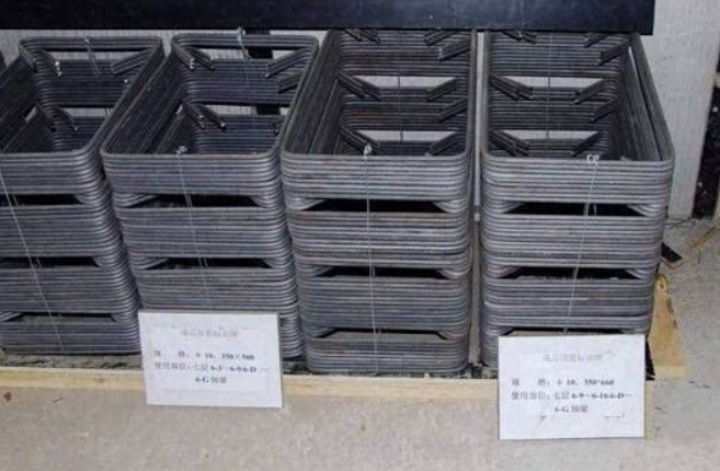 钢筋双肢箍三肢箍指的是什么？下面这个属于几